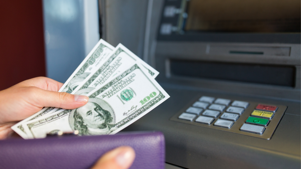 How to Budget on an Irregular Income (Freelancers & Gig Workers)